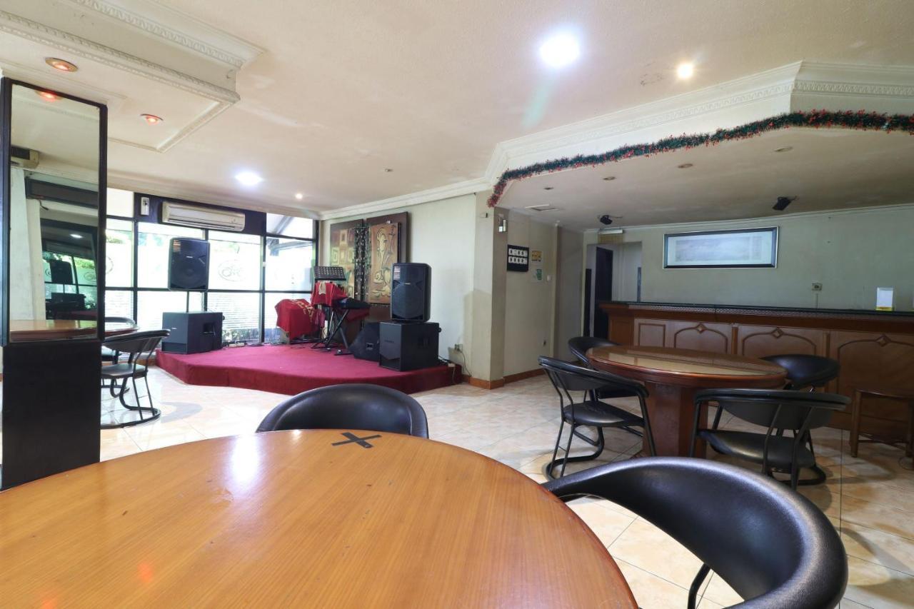 C'One Hotel Pulomas ジャカルタ エクステリア 写真