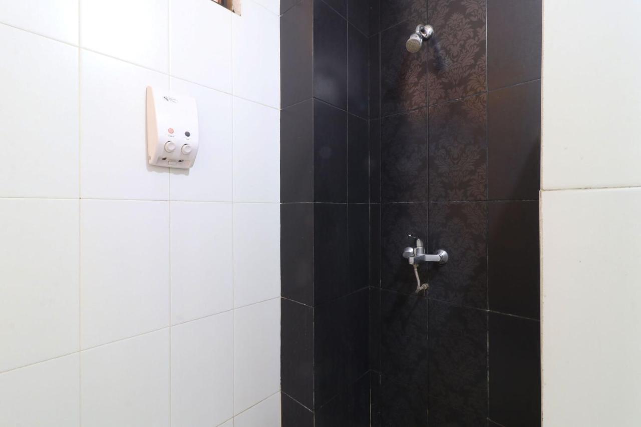 C'One Hotel Pulomas ジャカルタ エクステリア 写真